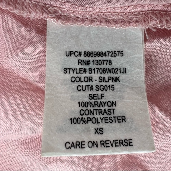 about a girl Pink Long Sleeve Button Up Back Lace Blouse Size XS Women’s - Picture 5 of 5